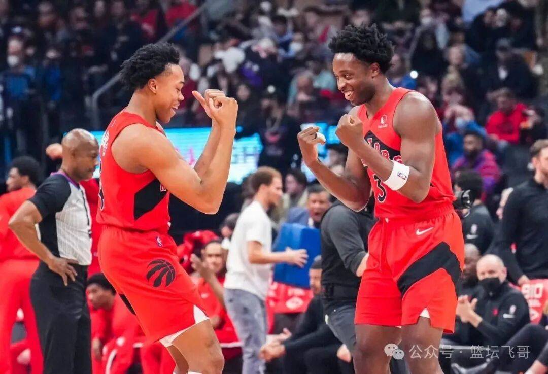 「NBA新赛季」老鹰VS猛龙 抓出内鬼的老鹰又是一波连胜！